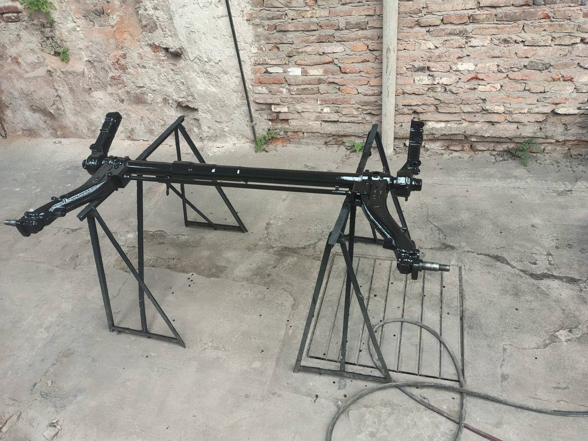 Trabajo de suspensión en taller